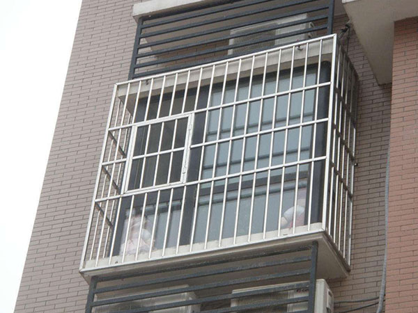 金屬篩網